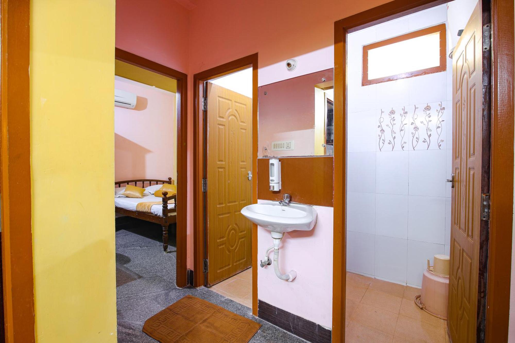 Manora Residency Hotel Pondicherry Exterior foto